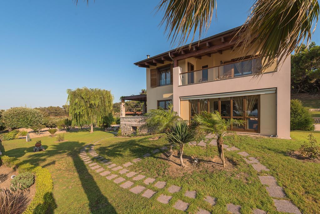 Villa Russelia Kalavarda Экстерьер фото