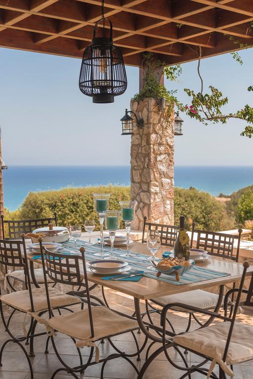 Villa Russelia Kalavarda Экстерьер фото