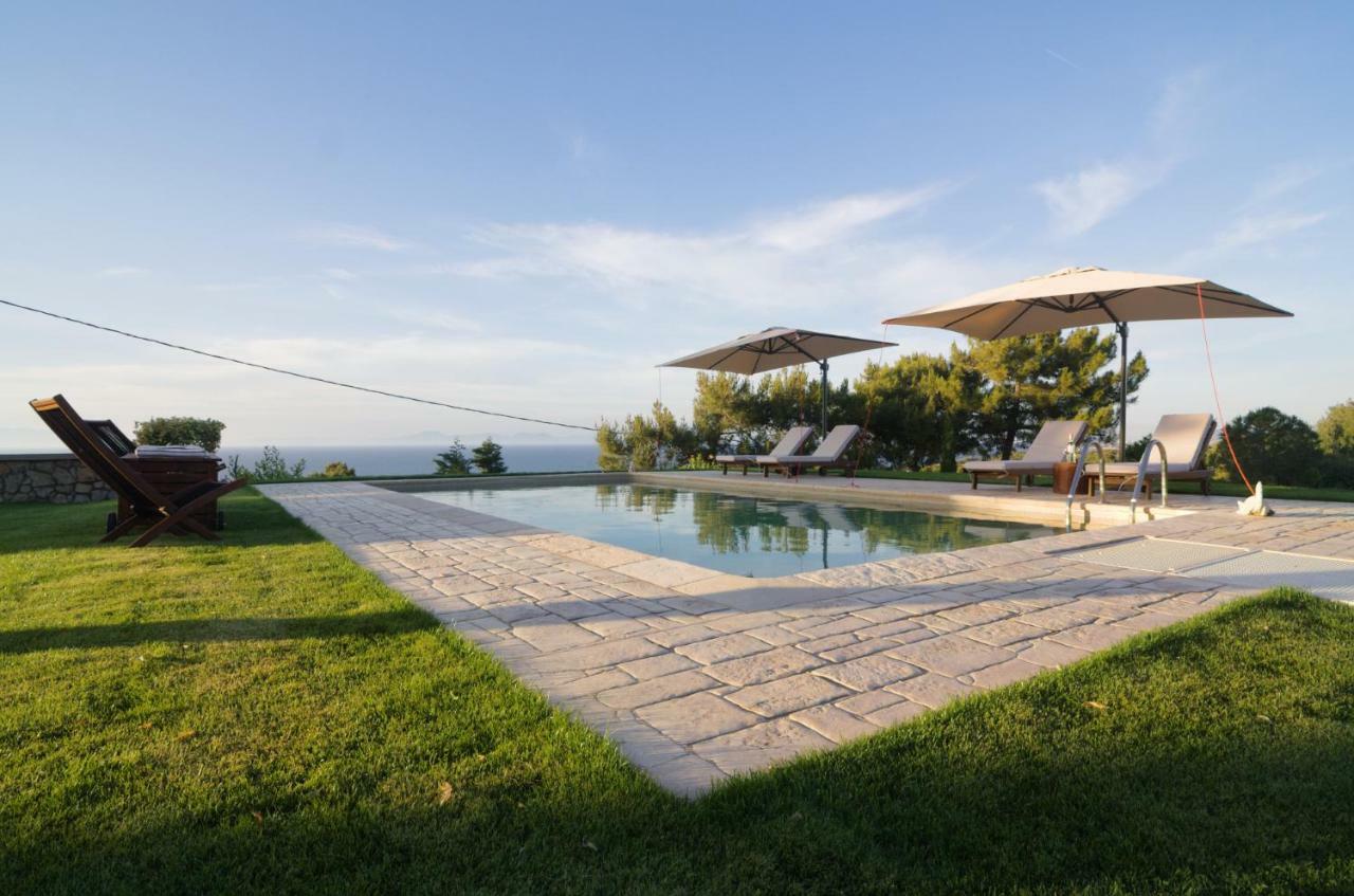 Villa Russelia Kalavarda Экстерьер фото